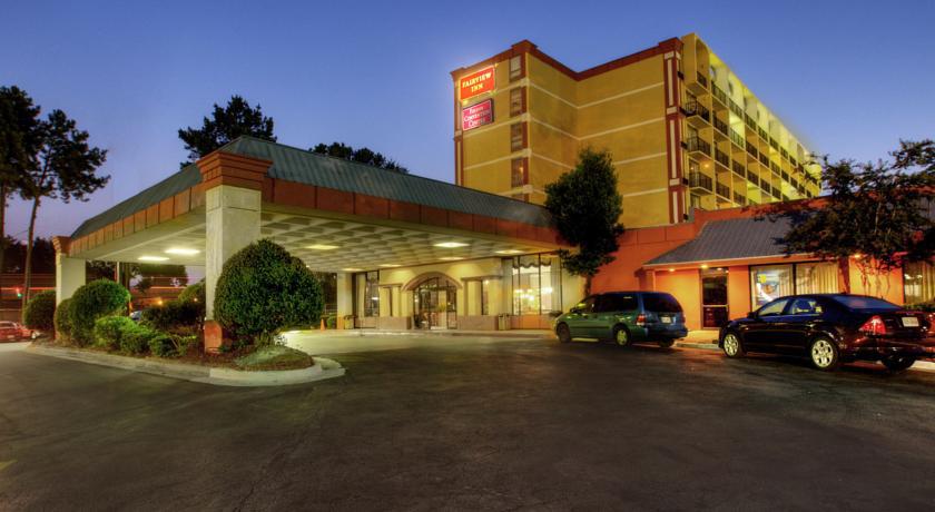 Knights Inn Six Flags Lodge West Экстерьер фото